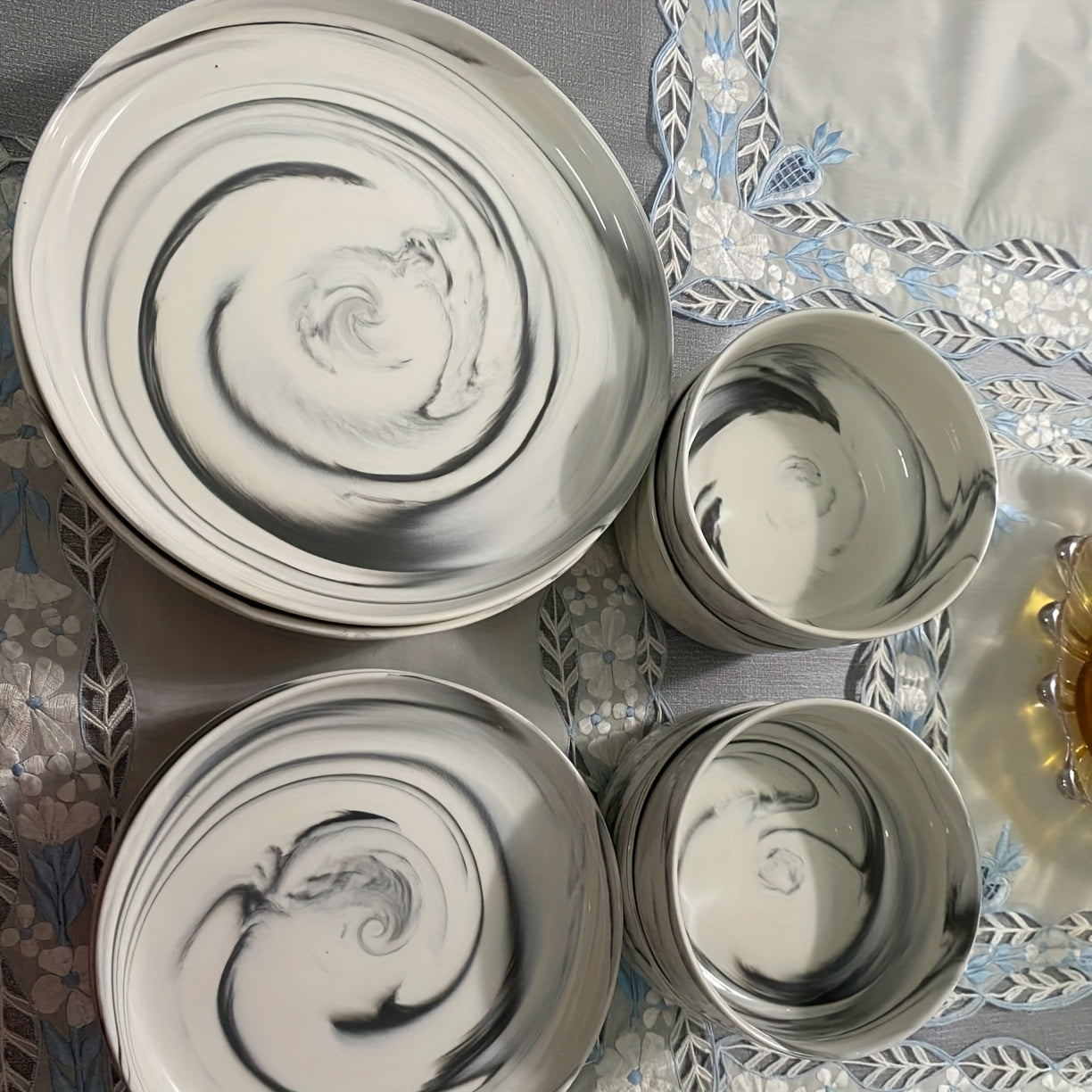 12pcs Full Dinnerware Set for 4 - Service for Four with 4 Dinner Plates, Salad Plates & Bowls - Dishwasher & Microwave Safe Ceramic Plates and Bowls, Tableware Suitable for Housewarming Gifts, Wedding Registry, Everyday Dining & Entertaining