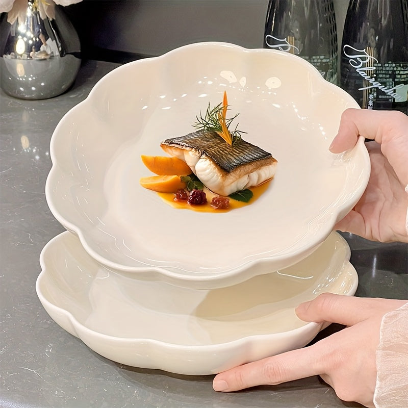 4pcs Elegant White Ceramic Dinner Plate Set | 8-Inch Round Plates Suitable for Pasta, Salad, Desserts, Sushi - Multifunctional Kitchenware, Perfect for Dining, Family Gatherings, Hot Pot, BBQ - Durable, All-Season Additions, Tableware Set