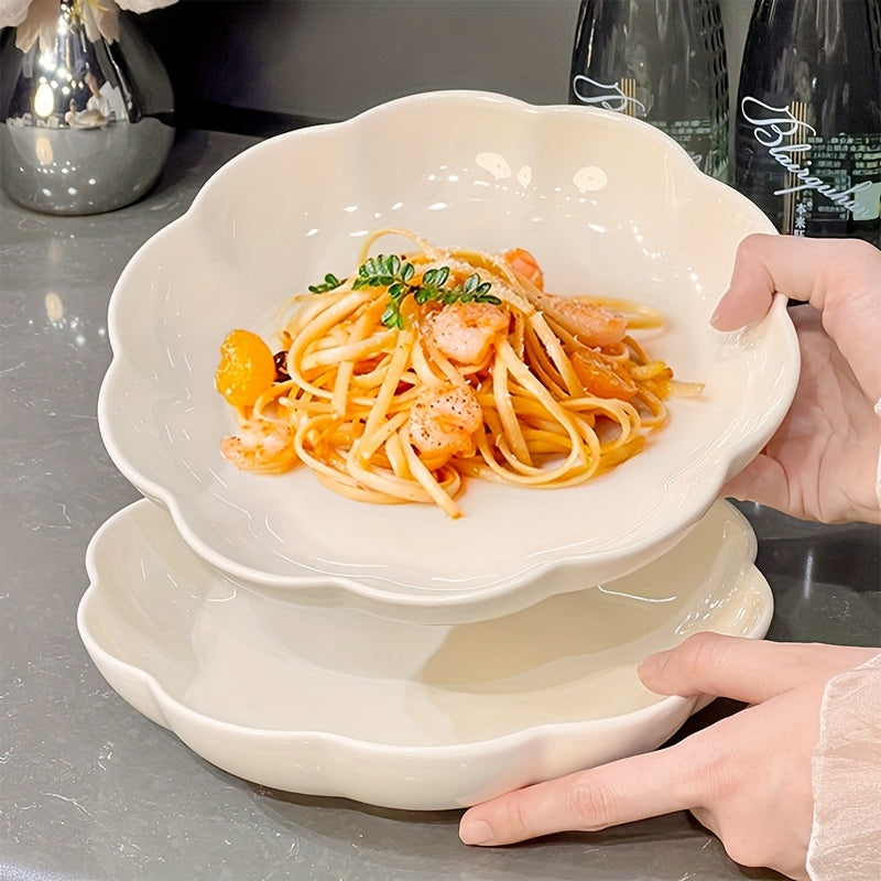 4pcs Elegant White Ceramic Dinner Plate Set | 8-Inch Round Plates Suitable for Pasta, Salad, Desserts, Sushi - Multifunctional Kitchenware, Perfect for Dining, Family Gatherings, Hot Pot, BBQ - Durable, All-Season Additions, Tableware Set